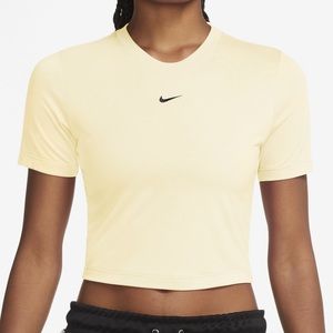 Women’s Nike Crop Top